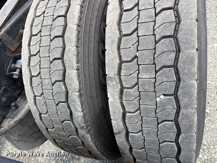 image for item YA2936 2020 International LT625 semi truck