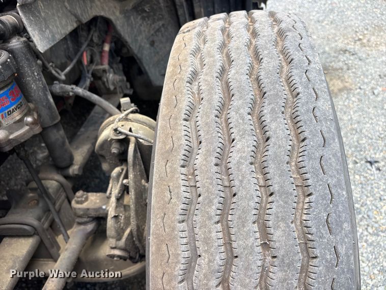 image for item YA2936 2020 International LT625 semi truck