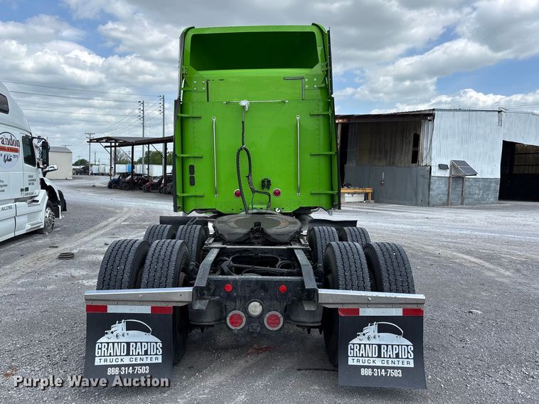 image for item YA3138 2020 Freightliner Coronado glider kit semi truck