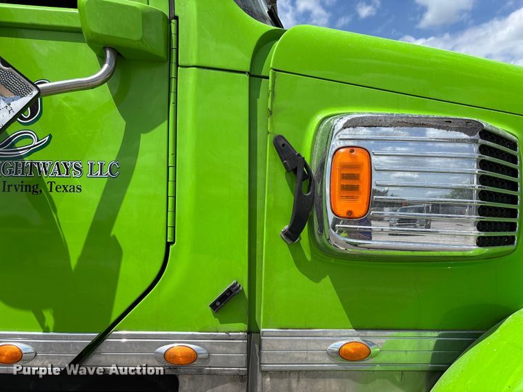 image for item YA3138 2020 Freightliner Coronado glider kit semi truck