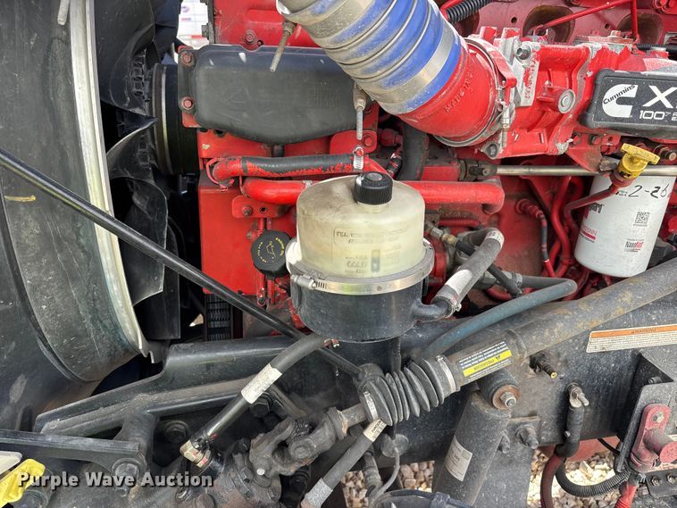 image for item YA3157 2020 Peterbilt 389 semi truck