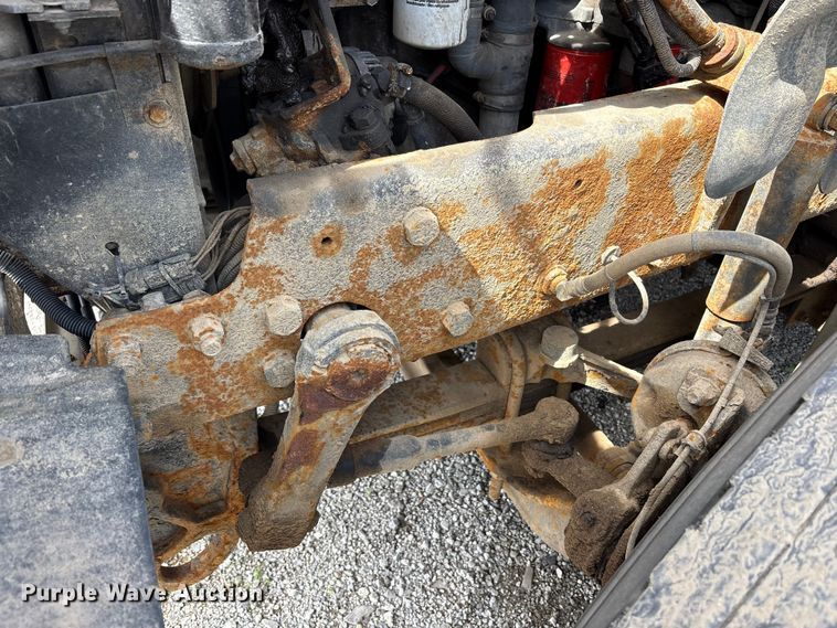 image for item YA3165 2005 Mack CV713 fuel / lube truck
