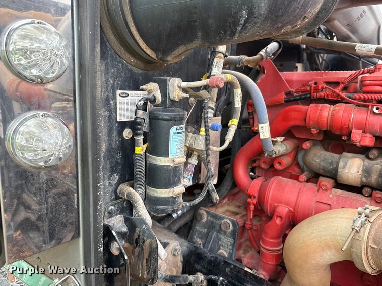 image for item YA3183 2023 Peterbilt 389 semi truck