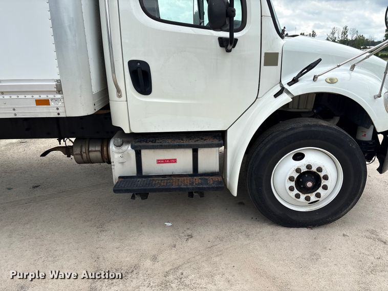 image for item YA3213 2018 Freightliner Business Class M2 box truck