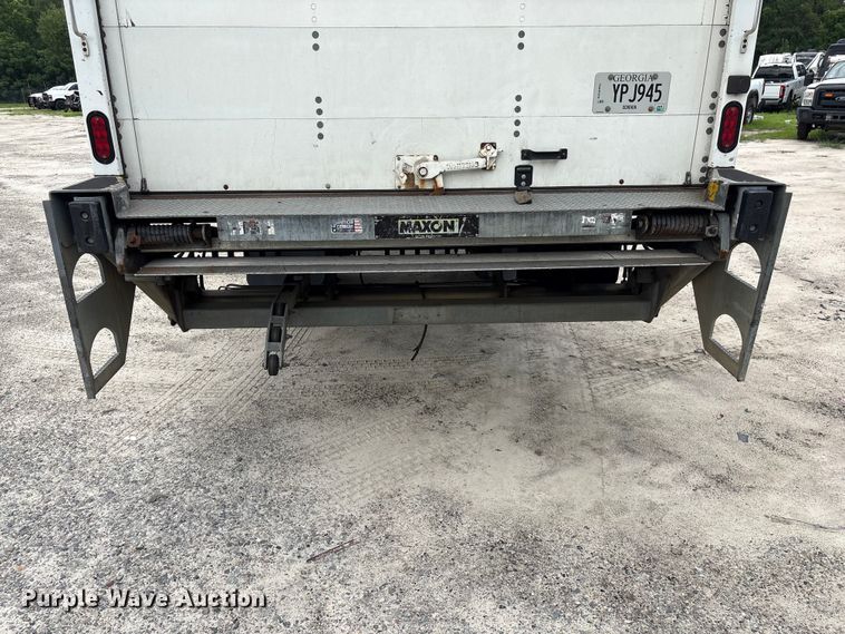 image for item YA3213 2018 Freightliner Business Class M2 box truck