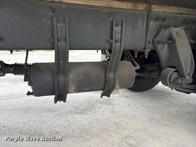 image for item YA3213 2018 Freightliner Business Class M2 box truck