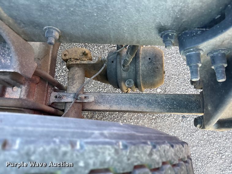image for item YA3257 2019 Freightliner Cascadia semi truck
