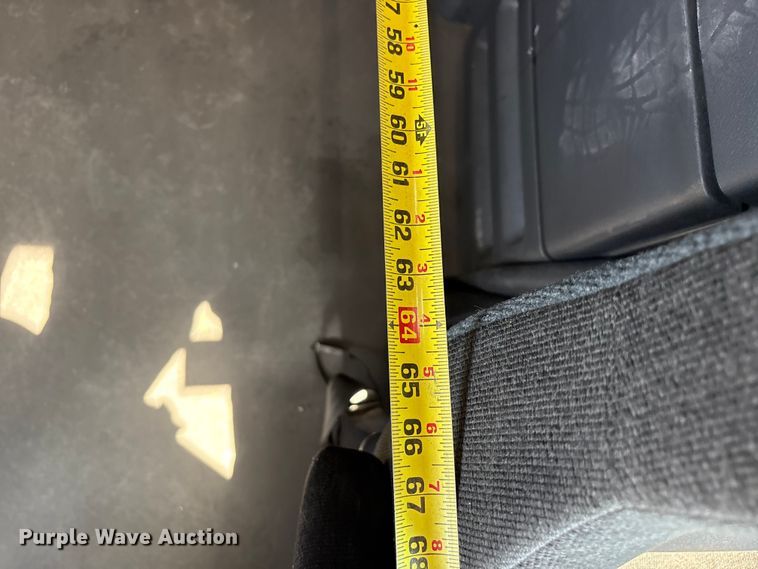 image for item YA3257 2019 Freightliner Cascadia semi truck