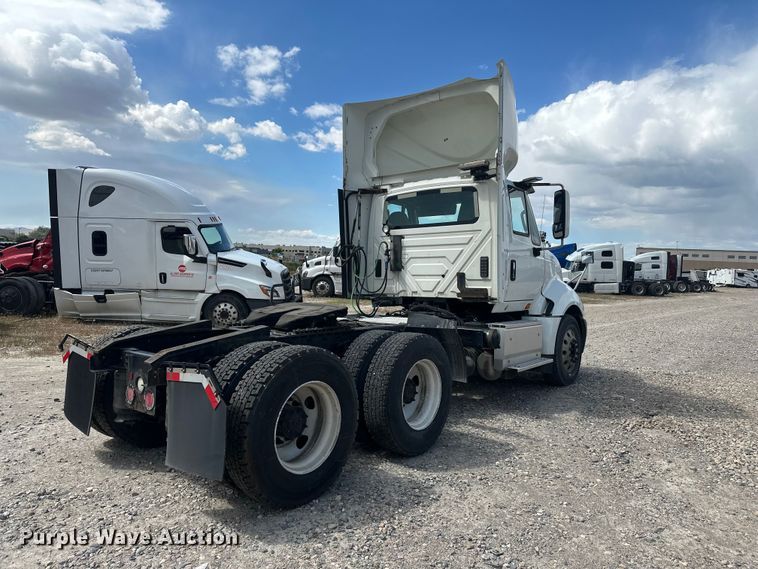 image for item YA3319 2016 International ProStar Plus semi truck