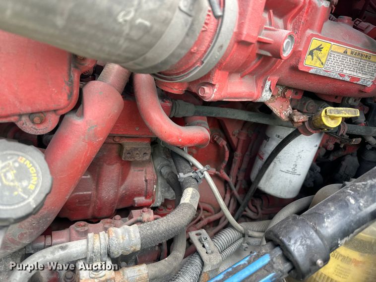 image for item YA3319 2016 International ProStar Plus semi truck