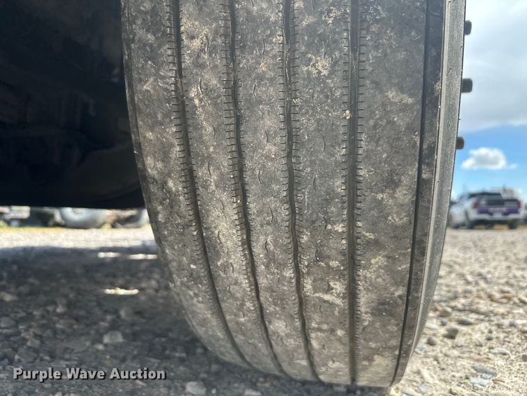 image for item YA3319 2016 International ProStar Plus semi truck