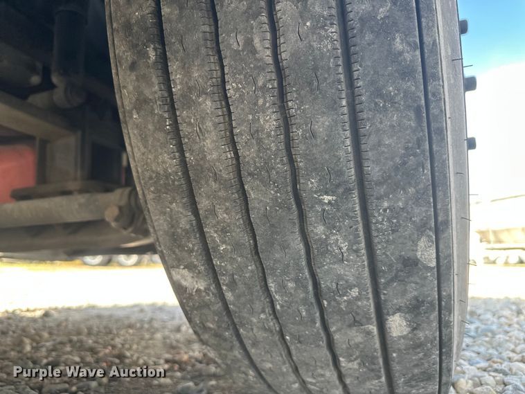 image for item YA3319 2016 International ProStar Plus semi truck