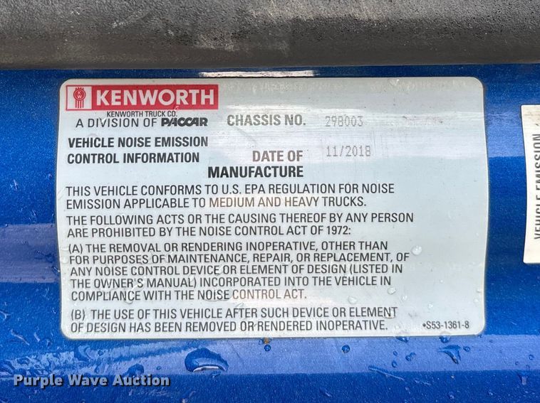 image for item YA3334 2019 Kenworth T680 semi truck