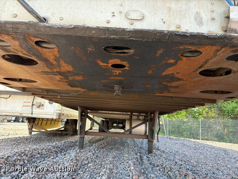 image for item YA3336 2017 Wabash RFALHSA refrigerated van trailer