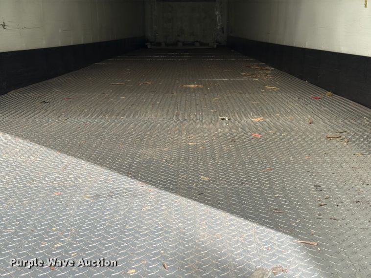 image for item YA3336 2017 Wabash RFALHSA refrigerated van trailer