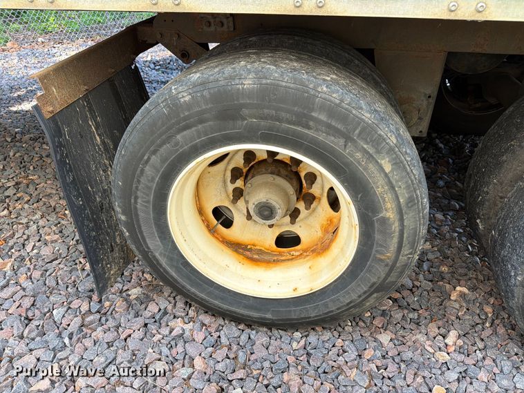 image for item YA3336 2017 Wabash RFALHSA refrigerated van trailer