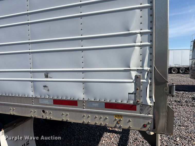 image for item YA3337 2017 Wabash RFALHSA refrigerated van trailer