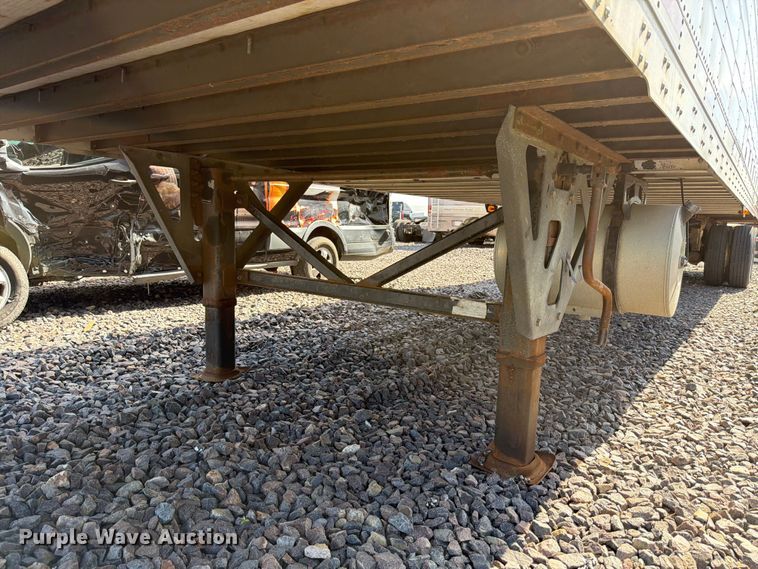 image for item YA3337 2017 Wabash RFALHSA refrigerated van trailer