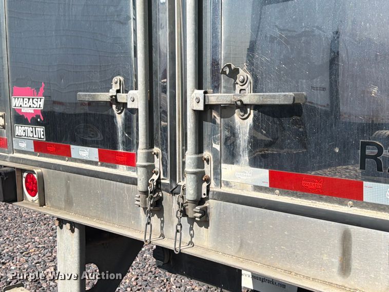 image for item YA3337 2017 Wabash RFALHSA refrigerated van trailer