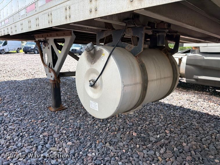 image for item YA3338 2017 Wabash RFALHSA refrigerated van trailer