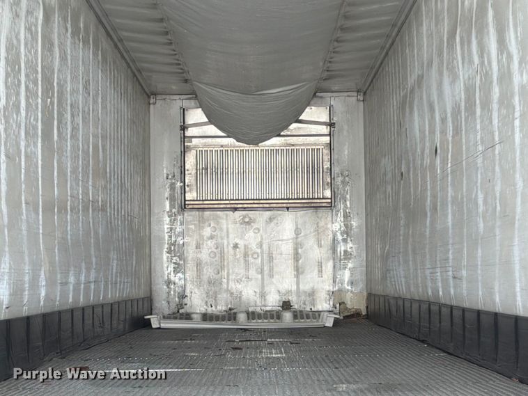 image for item YA3338 2017 Wabash RFALHSA refrigerated van trailer
