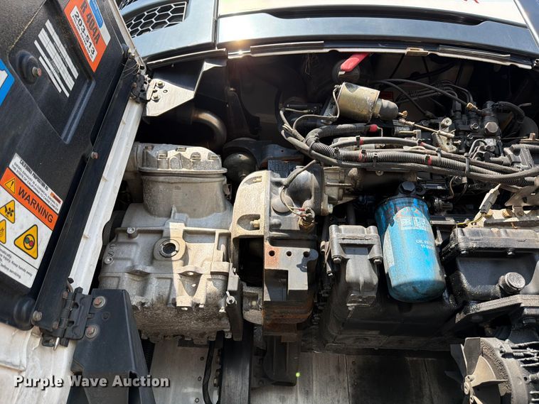 image for item YA3338 2017 Wabash RFALHSA refrigerated van trailer