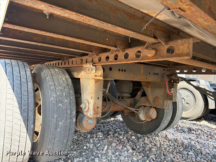 image for item YA3339 2017 Wabash RFALHSA refrigerated van trailer