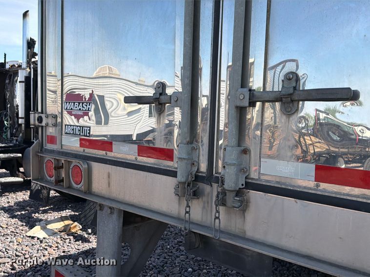 image for item YA3339 2017 Wabash RFALHSA refrigerated van trailer