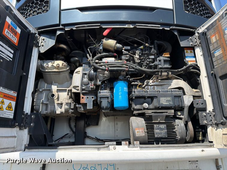 image for item YA3339 2017 Wabash RFALHSA refrigerated van trailer