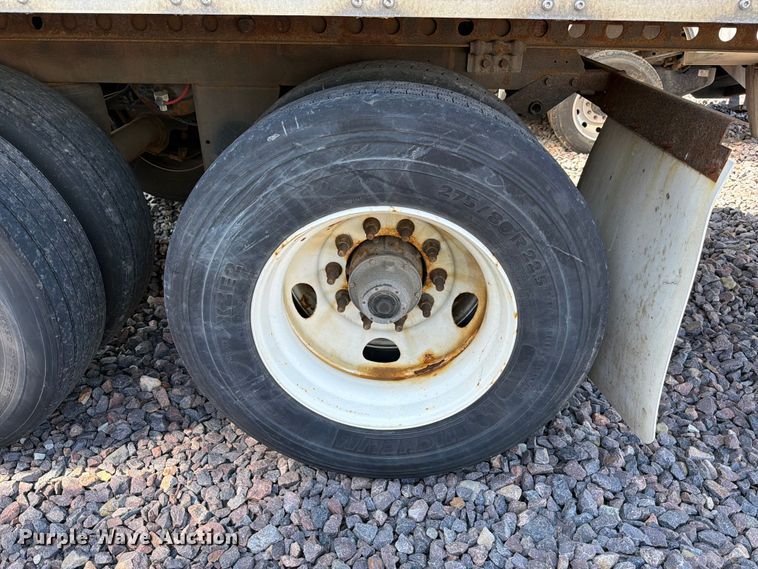 image for item YA3339 2017 Wabash RFALHSA refrigerated van trailer