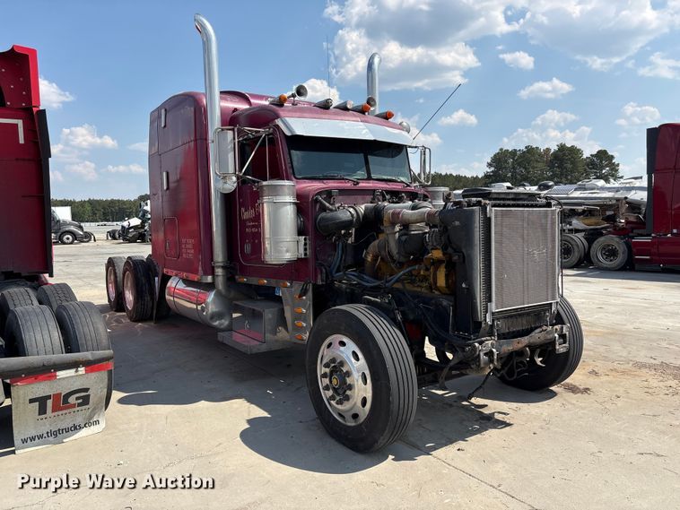 image for item YA3342 2000 Peterbilt 379 semi truck