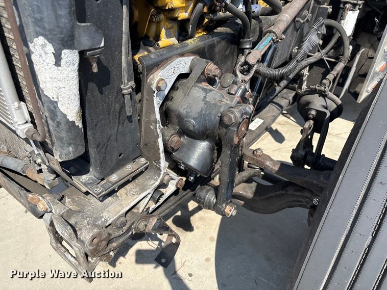 image for item YA3342 2000 Peterbilt 379 semi truck