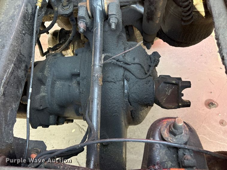 image for item YA3342 2000 Peterbilt 379 semi truck