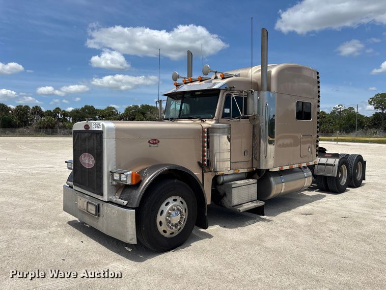 image for item YA3359 2003 Peterbilt 379 semi truck