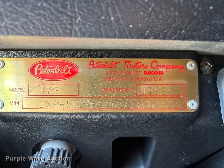 image for item YA3359 2003 Peterbilt 379 semi truck
