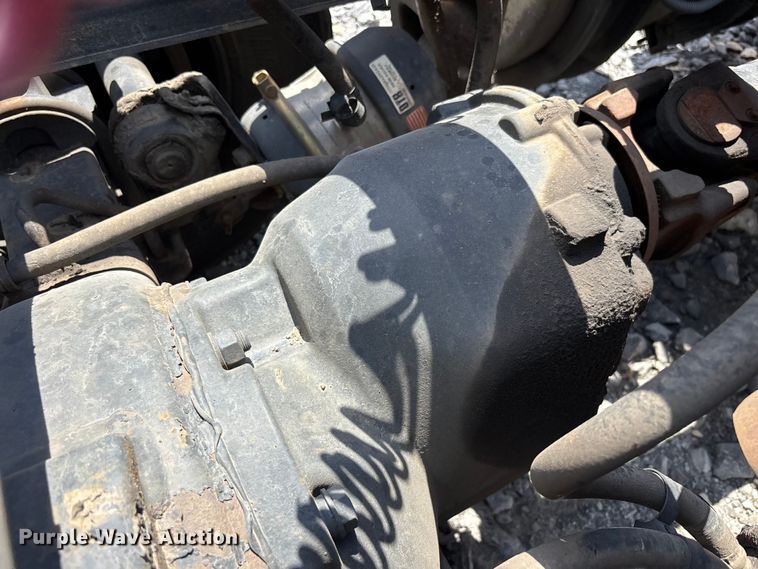 image for item YA3405 2020 International LT625 semi truck