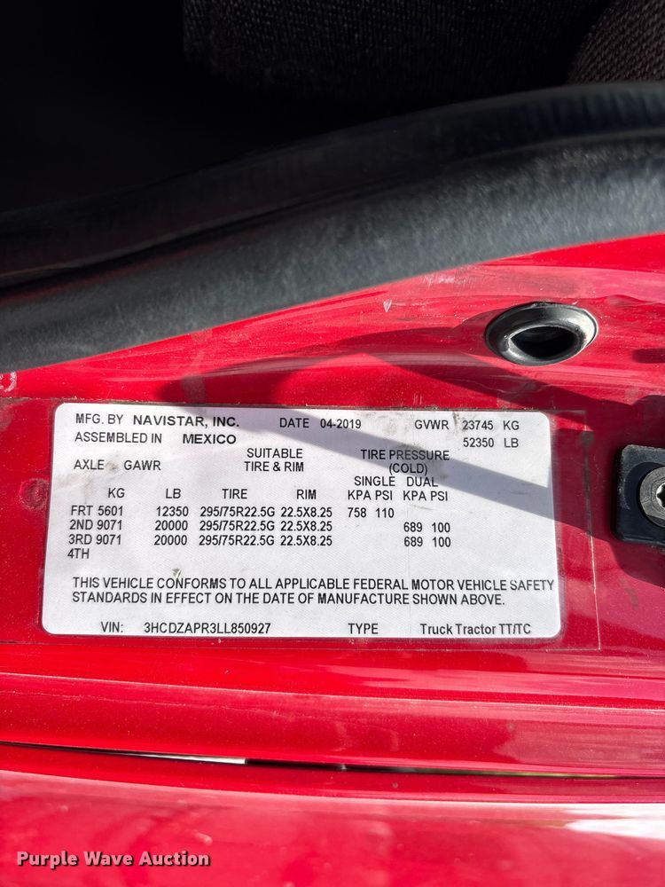 image for item YA3405 2020 International LT625 semi truck