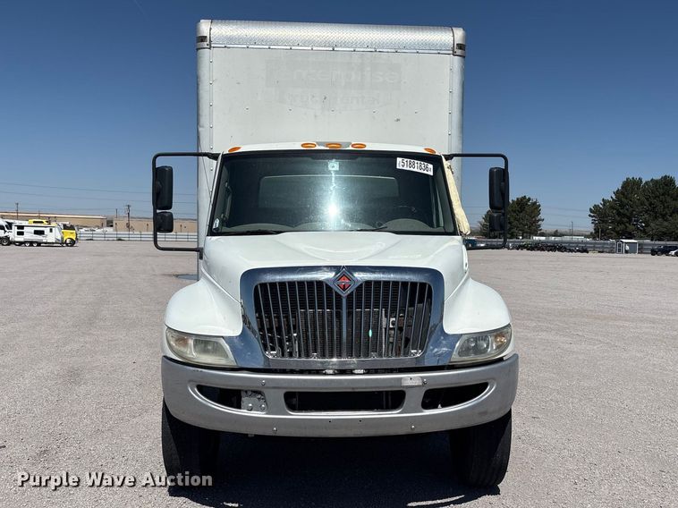 image for item YA3419 2019 International 4300 box truck