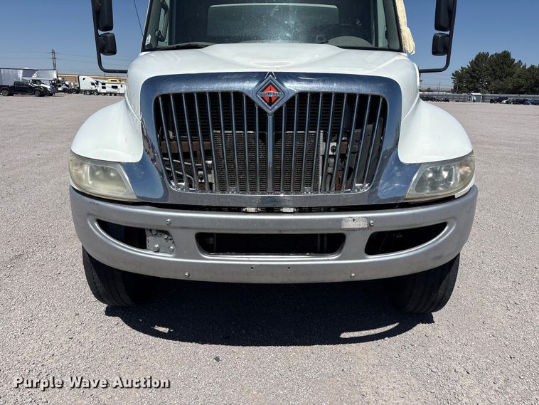 image for item YA3419 2019 International 4300 box truck