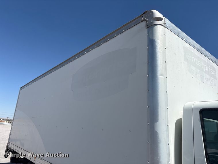 image for item YA3419 2019 International 4300 box truck