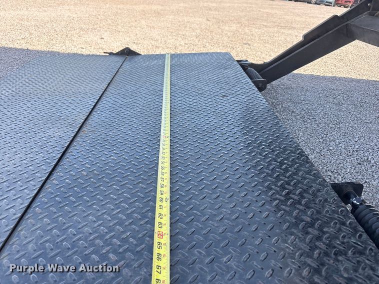 image for item YA3419 2019 International 4300 box truck