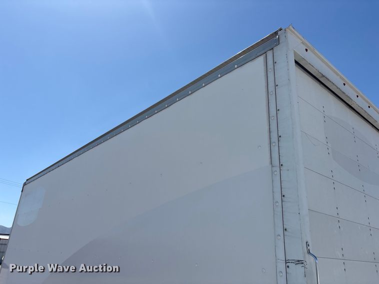 image for item YA3419 2019 International 4300 box truck