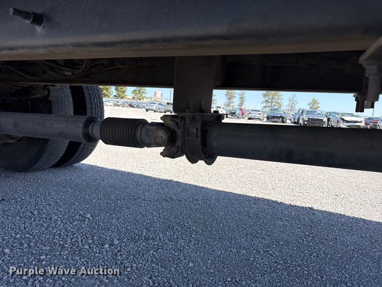 image for item YA3419 2019 International 4300 box truck