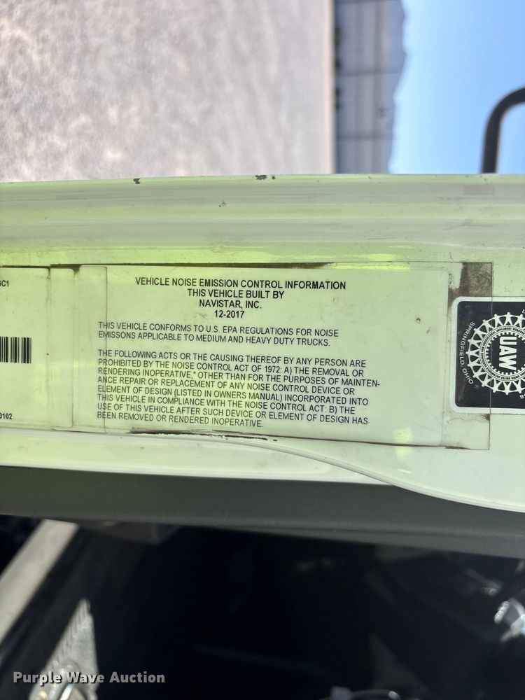 image for item YA3419 2019 International 4300 box truck