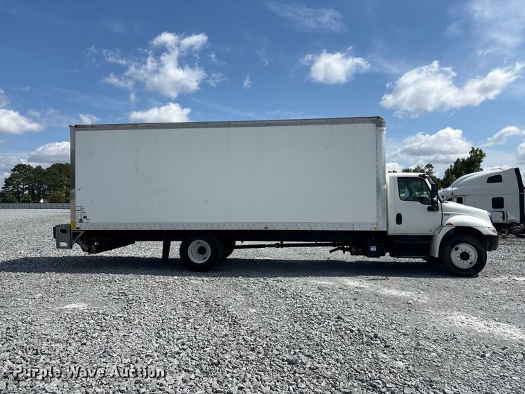 image for item YA3494 2021 International MV607 box truck
