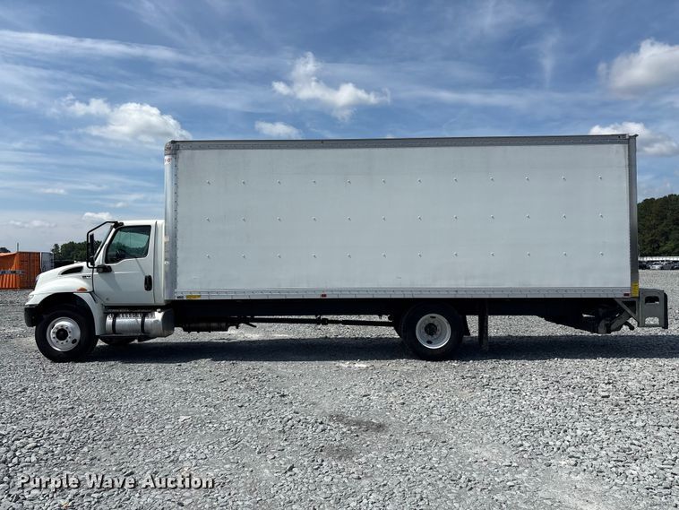 image for item YA3494 2021 International MV607 box truck