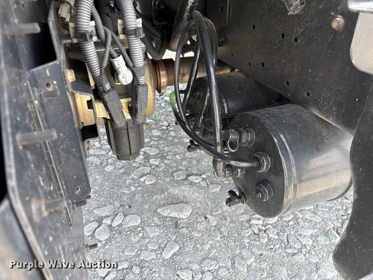 image for item YA3494 2021 International MV607 box truck