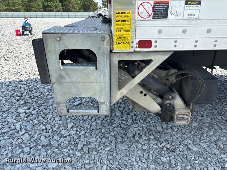 image for item YA3494 2021 International MV607 box truck
