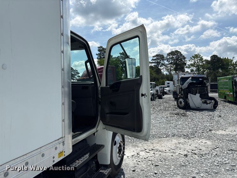 image for item YA3494 2021 International MV607 box truck