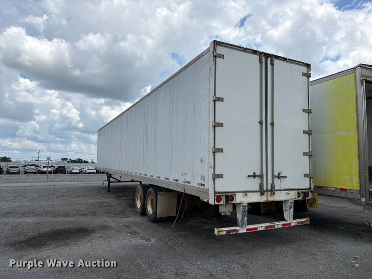 image for item YA3611 2005 Strick S753 dry van trailer
